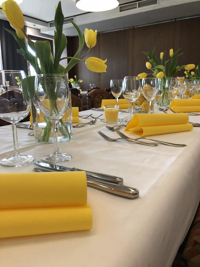 Hotel-Restaurant Lowen Suessen Екстер'єр фото